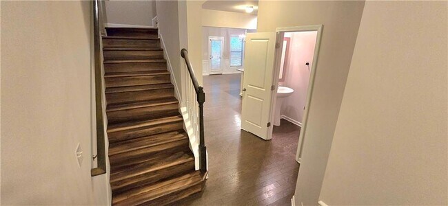 Building Photo - 631 Justins Pl Ln
