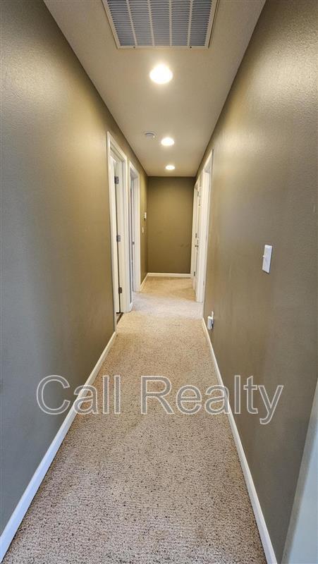 Building Photo - 9302 W Caelen Ave