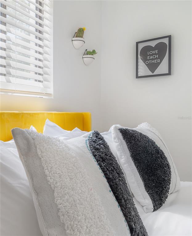 Building Photo - 4316 S Lois Ave