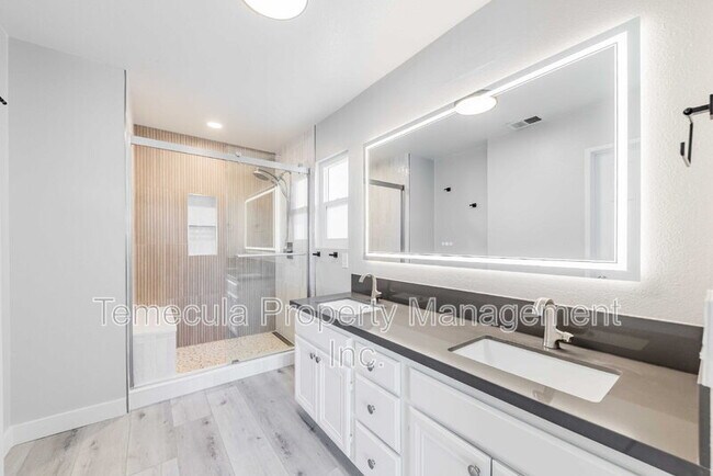 Building Photo - 45333 Corte Progreso
