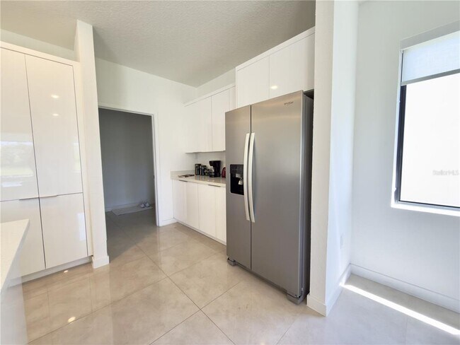 Building Photo - 6380 Chorus Dr