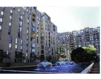 Building Photo - Brook House -A1115