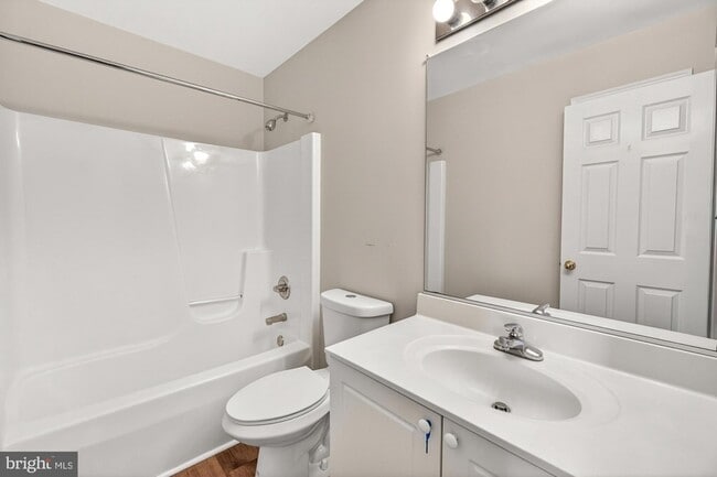 Building Photo - 2572 Carrington Way
