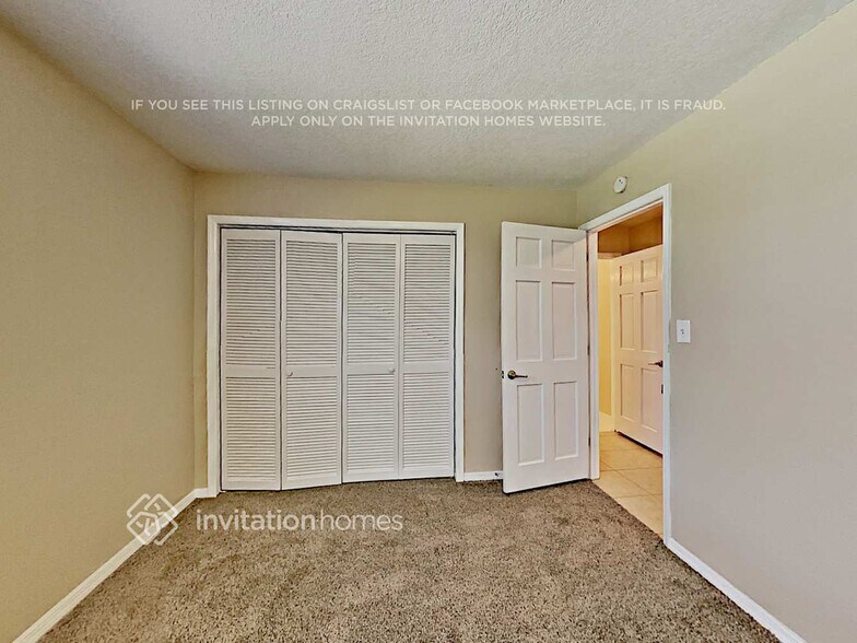 Building Photo - 4407 Orangewood Loop E