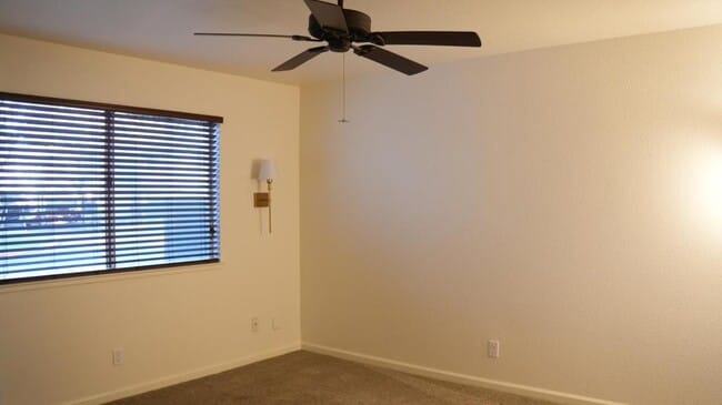 Building Photo - 3591 Quail Lakes Dr