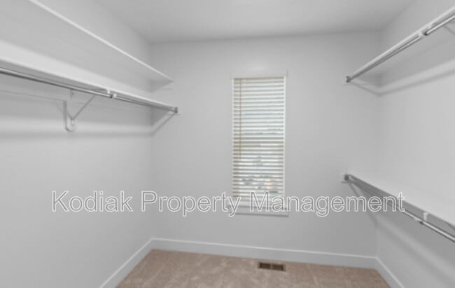 Building Photo - 234 W 925 N