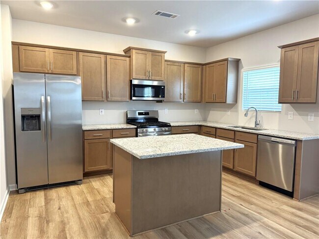 Building Photo - 273 Bloomfield Cir
