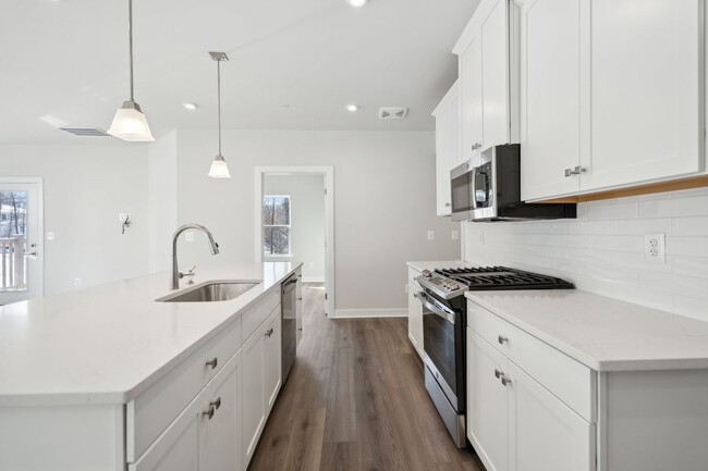 Building Photo - Brand New 2-Bed, 2-Bath Condo in Prime Ste...