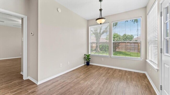 Building Photo - 9722 Therrell Dr
