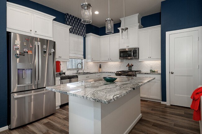 Building Photo - 19646 San Angelo Park Dr