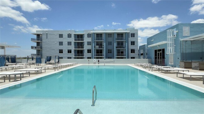 Building Photo - 7825 NW 107th Ave