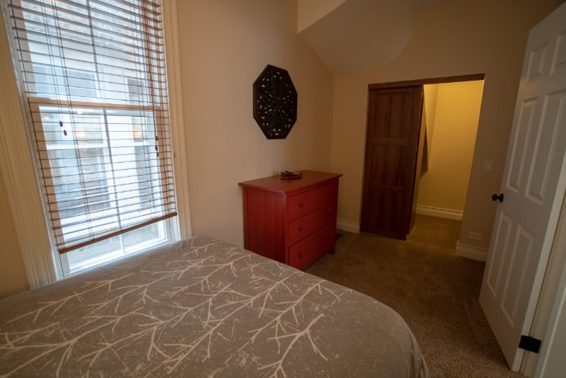 Building Photo - 3238 N Hoyne Ave