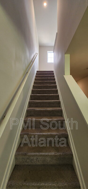 Building Photo - 116 Dogwood Ln