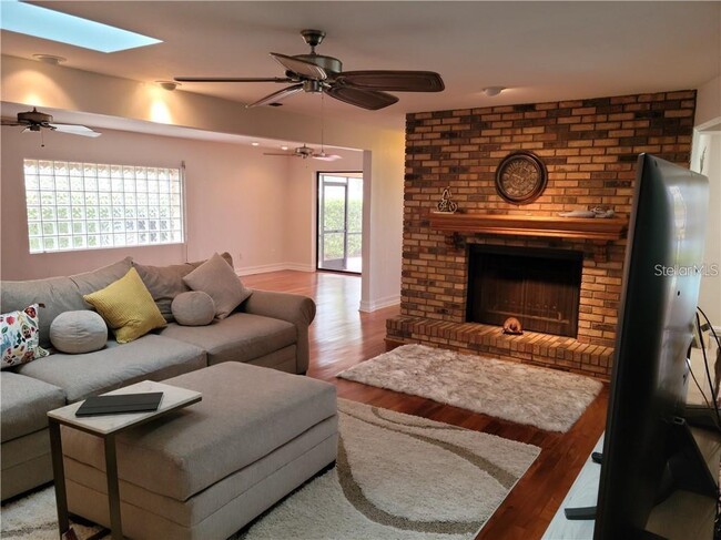 Building Photo - 11314 Harborside Dr