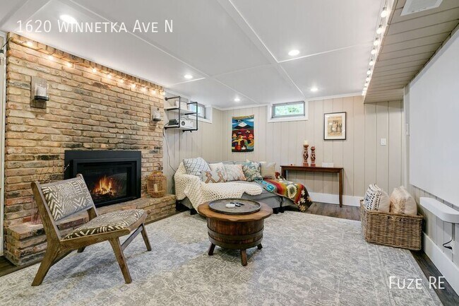 Building Photo - 1620 Winnetka Ave N