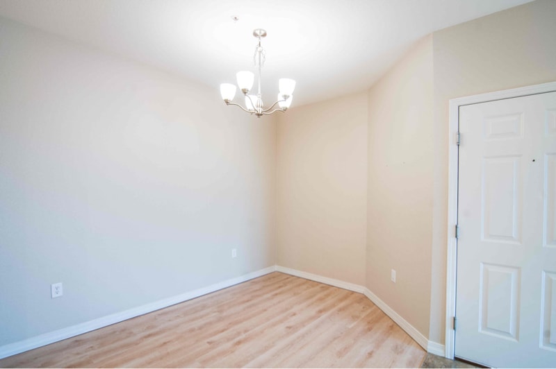 Building Photo - 2133 Krisron Rd