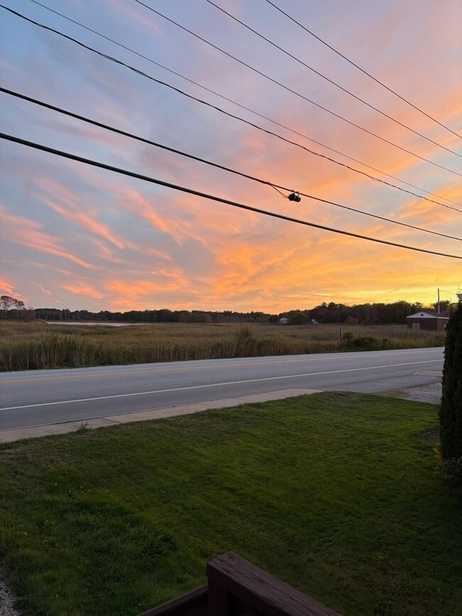 Building Photo - 518 High St