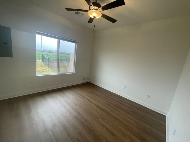 Building Photo - 11309-11311 W 35th St S