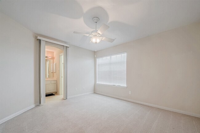 Building Photo - 14314 Jaubert Ct
