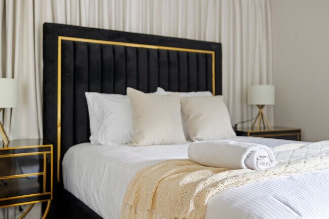 Building Photo - 2A Cherry Ln