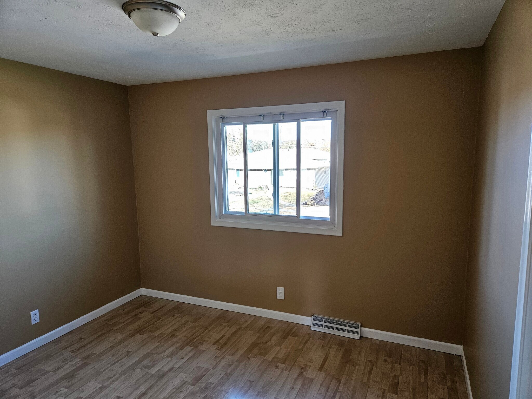 Building Photo - 11327 Camden Ave