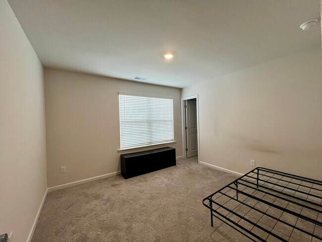 Building Photo - 314 Hamptons Cove Rd