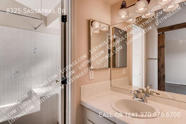 Building Photo - 8325 Sassafras Dr