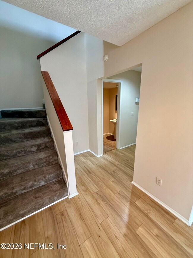 Building Photo - 536 Pelican Key