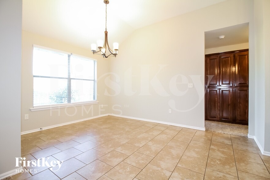 Building Photo - 4529 Oasis Ct