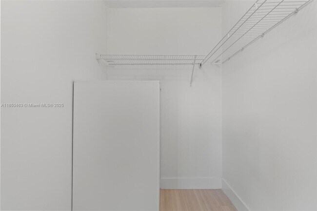 Building Photo - 1300 SW 124th Terrace