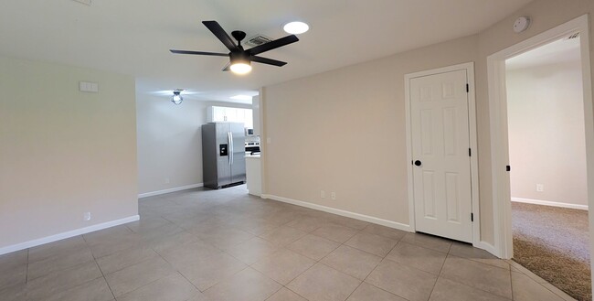 Building Photo - 2 Bedroom Condo Unit in the Colonia Coronita Chandler Townhomes Community Near E Chandler Rd and ...
