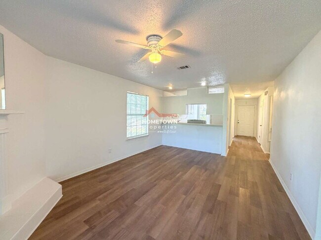 Building Photo - 1500 E Johnson Ave