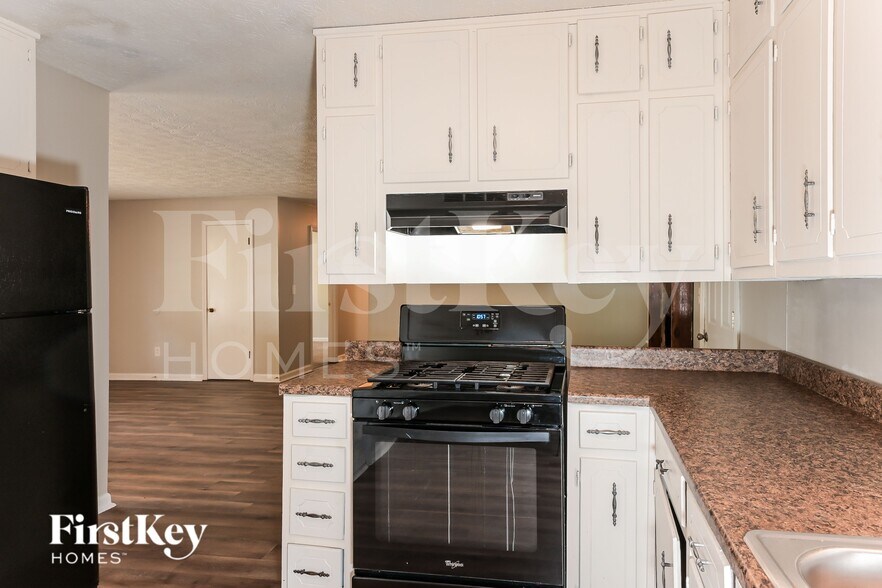 Building Photo - 3345 Newcastle Way