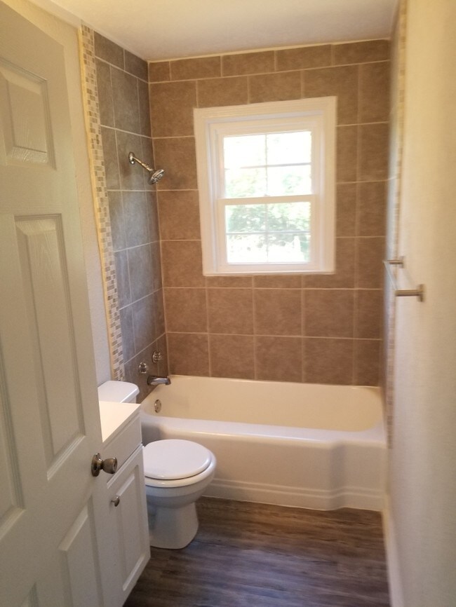 Building Photo - 3 Bedroom House for Rent in South Augusta