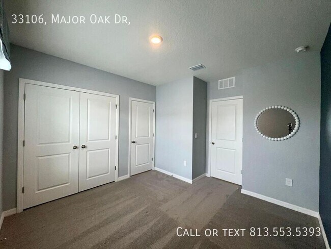 Building Photo - 33106 Major Oak Dr
