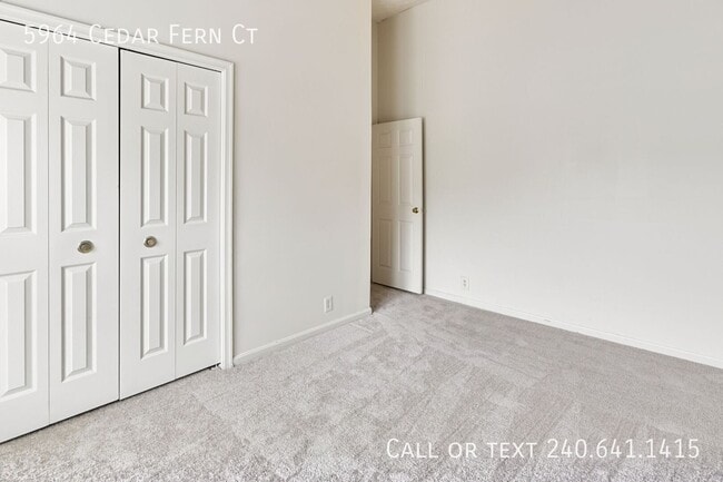 Building Photo - 5964 Cedar Fern Ct
