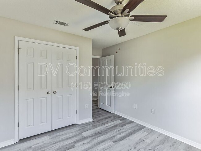 Building Photo - 2888 N 24th Ave