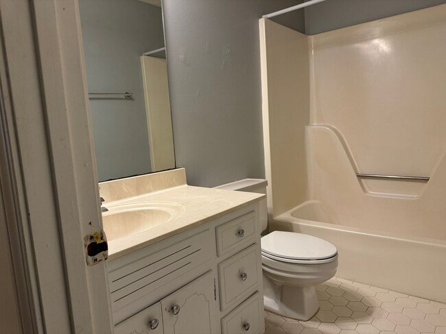 Building Photo - Great Location!!! Five Points, Tanyard Condominium's