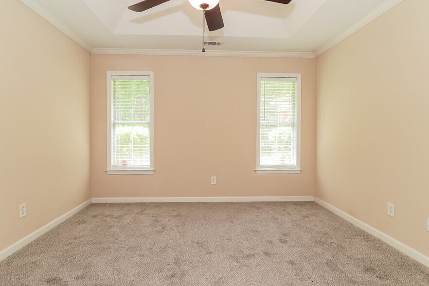 Building Photo - 47 Noah Dr