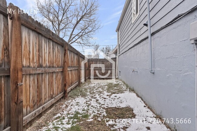 Building Photo - 1010 Jay St