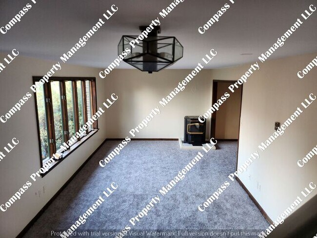 Building Photo - $1895 - 2 Story Single Family Home - Gap