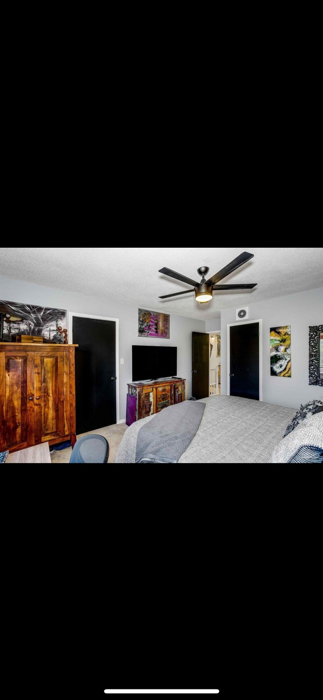 Building Photo - 4259 Brookside Dr