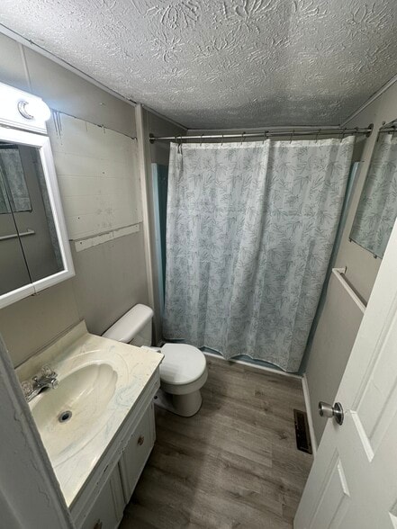 Building Photo - 1612 Alton Station Rd