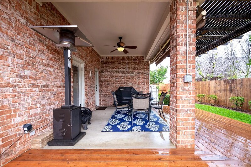 Building Photo - 1029 Windstone Dr