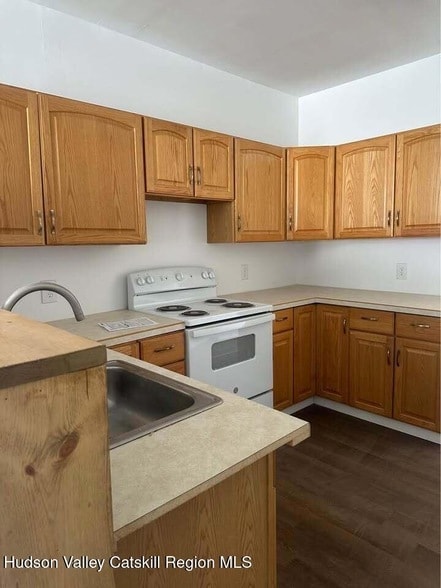 Building Photo - 37166 NY-23