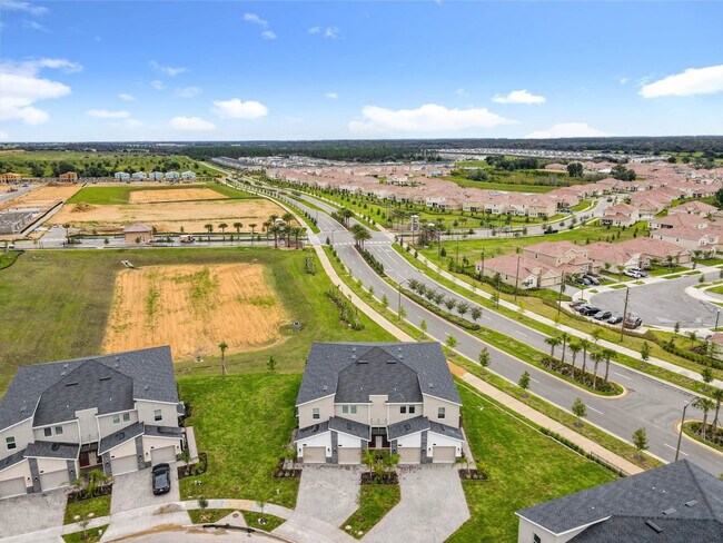 Building Photo - 1147 Drop Ln