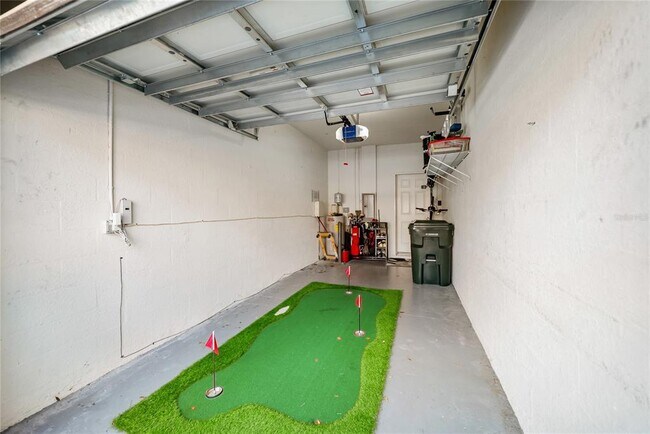 Building Photo - 3760 Parkridge Cir