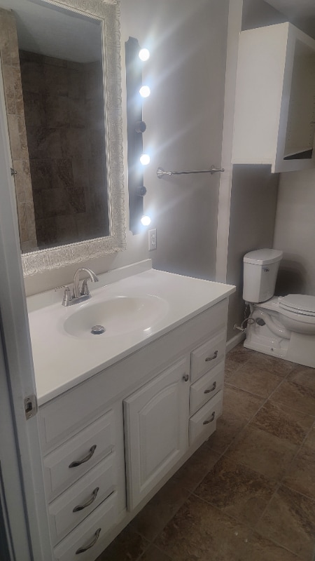 Building Photo - 619 Cherokee Rd