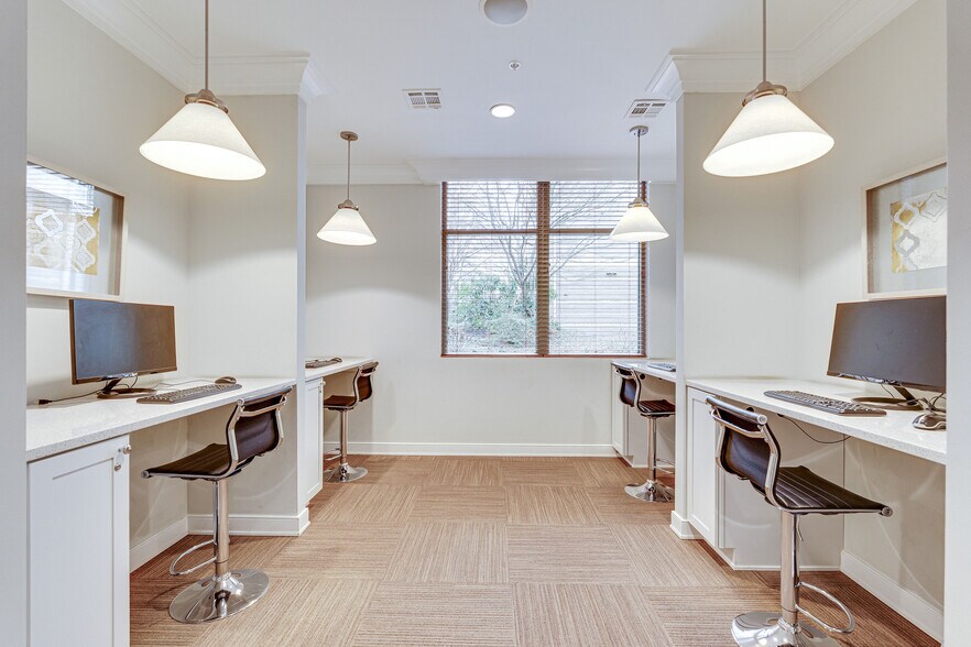 Community business center - 12000 Market St