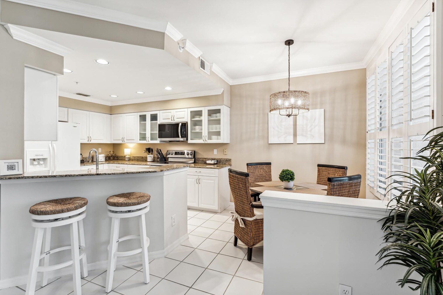 Building Photo - 24833 Lakemont Cove Ln